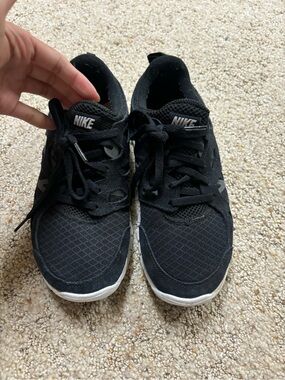 Nike Black and White Mesh Running Sneakers